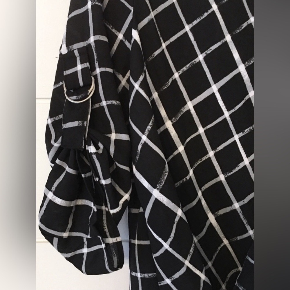 BCX Black & White Plaid Grid Roll Tab Blouse Top Size XL - Picture 11 of 14
